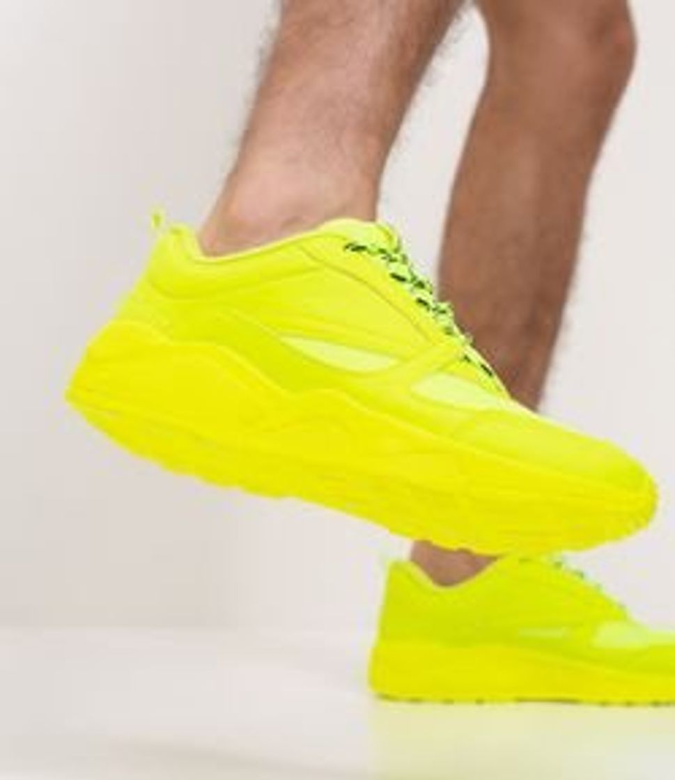 Fashion https://www.lojasrenner.com.br/p/tenis-masculino-neon-com-de