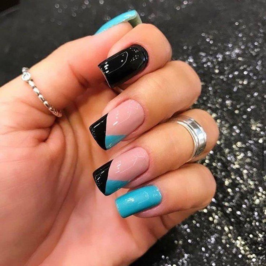 Nails color 