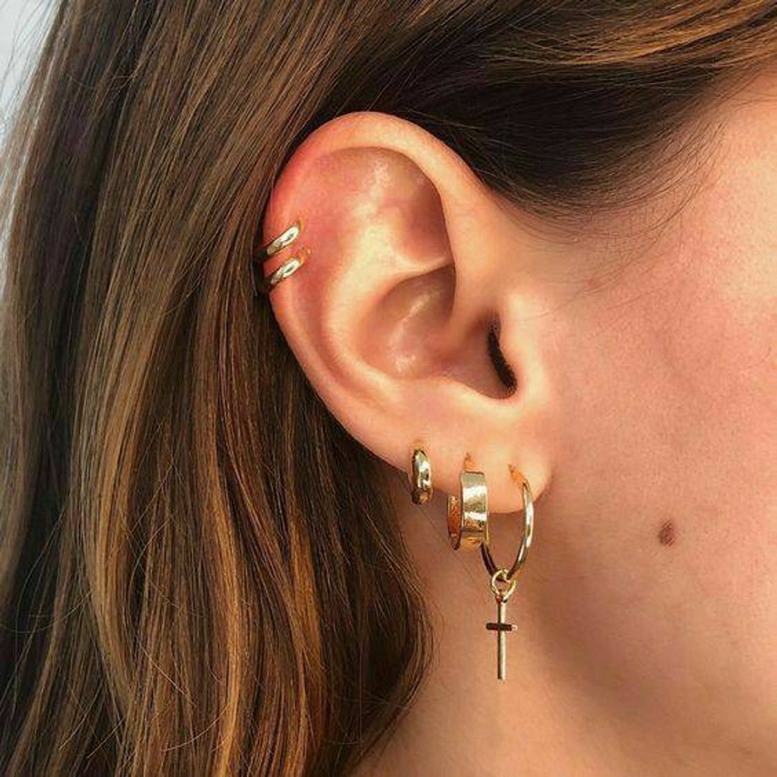 Social Piercing de orelha com cruz✝️