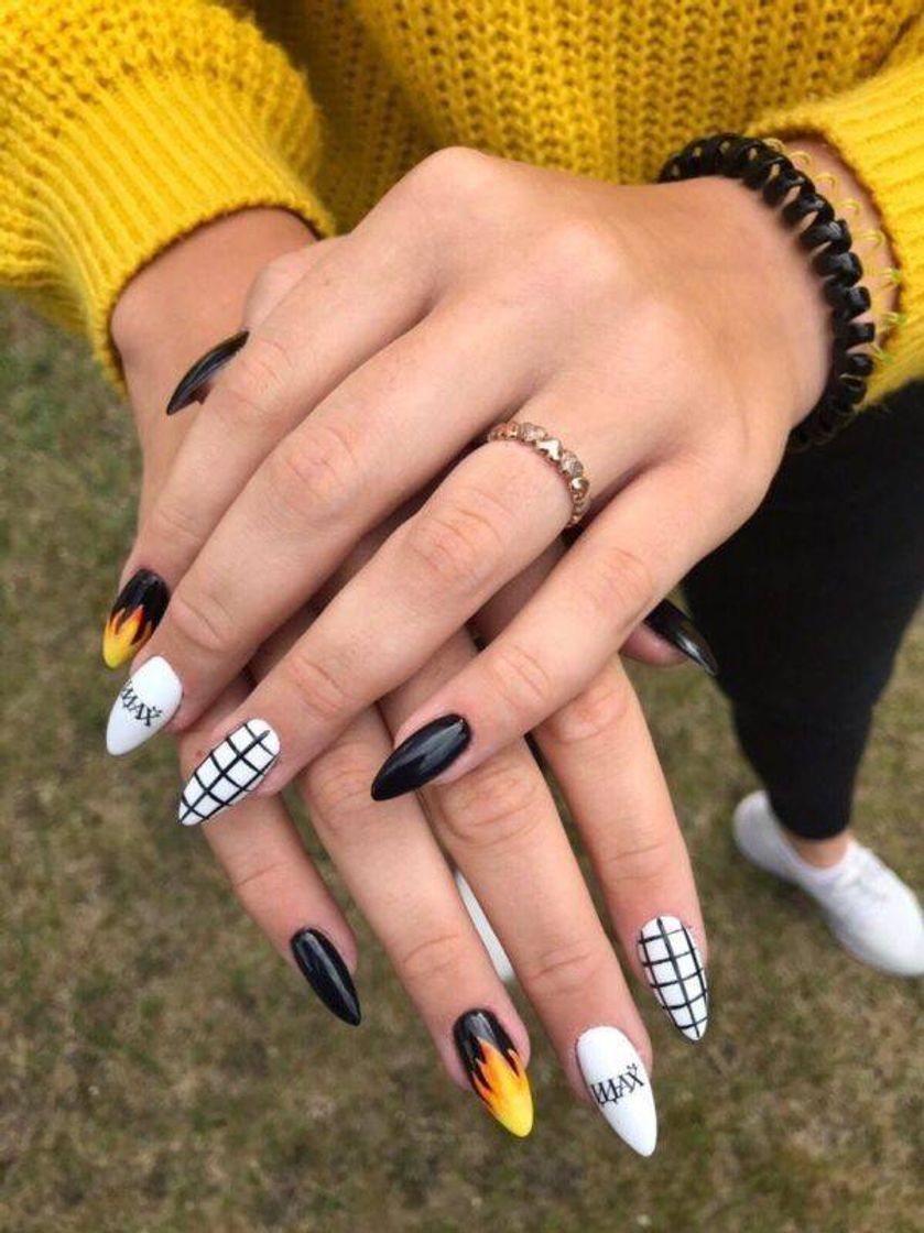 Fashion Nail inspiration 💖