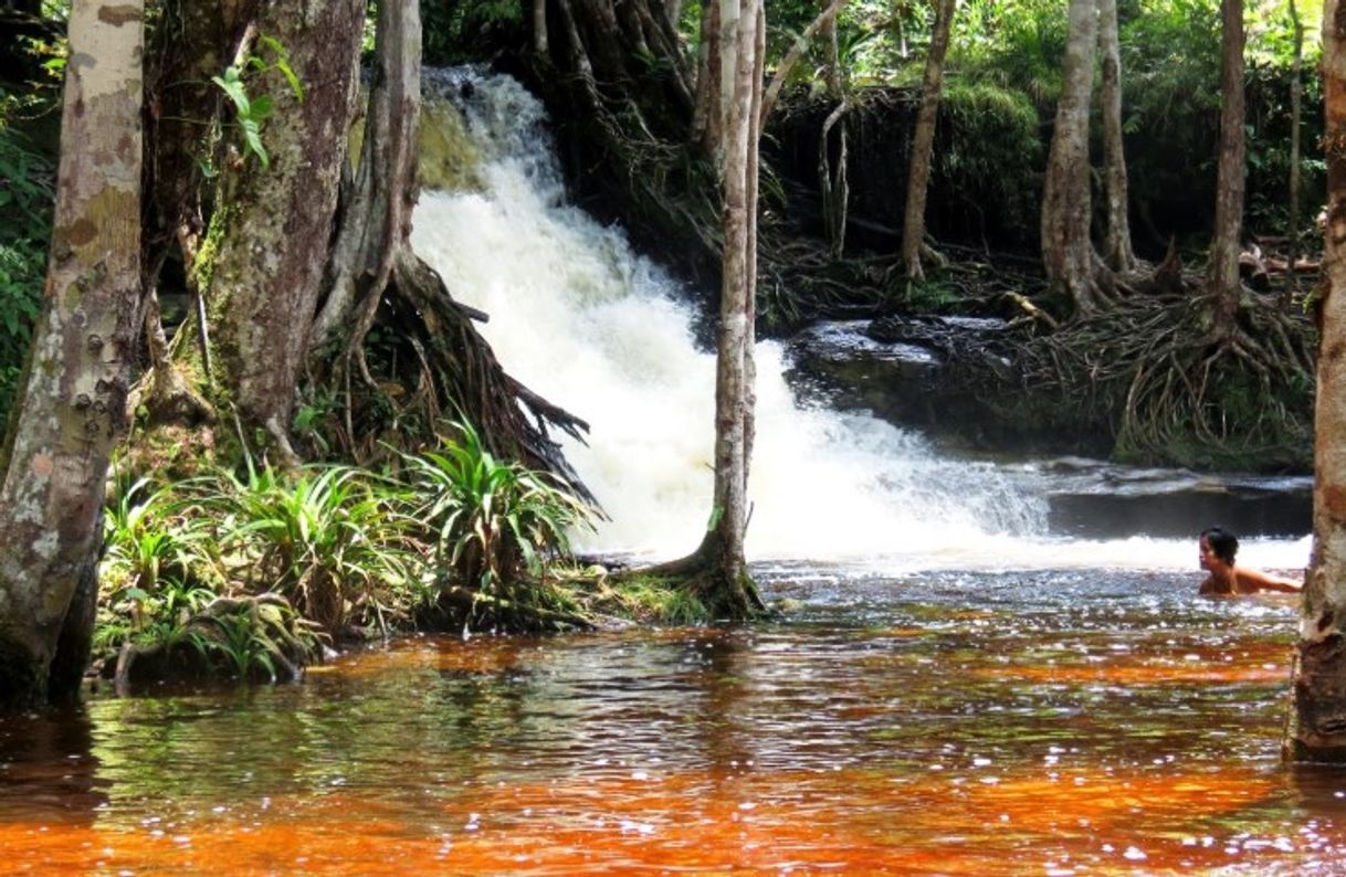 Places Cachoeira do urubui