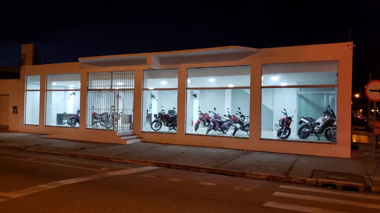 Lugar DB moto shop - compra e venda de motos