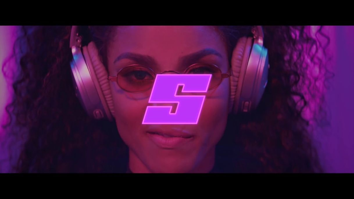 Canción Ciara - Level Up - YouTube