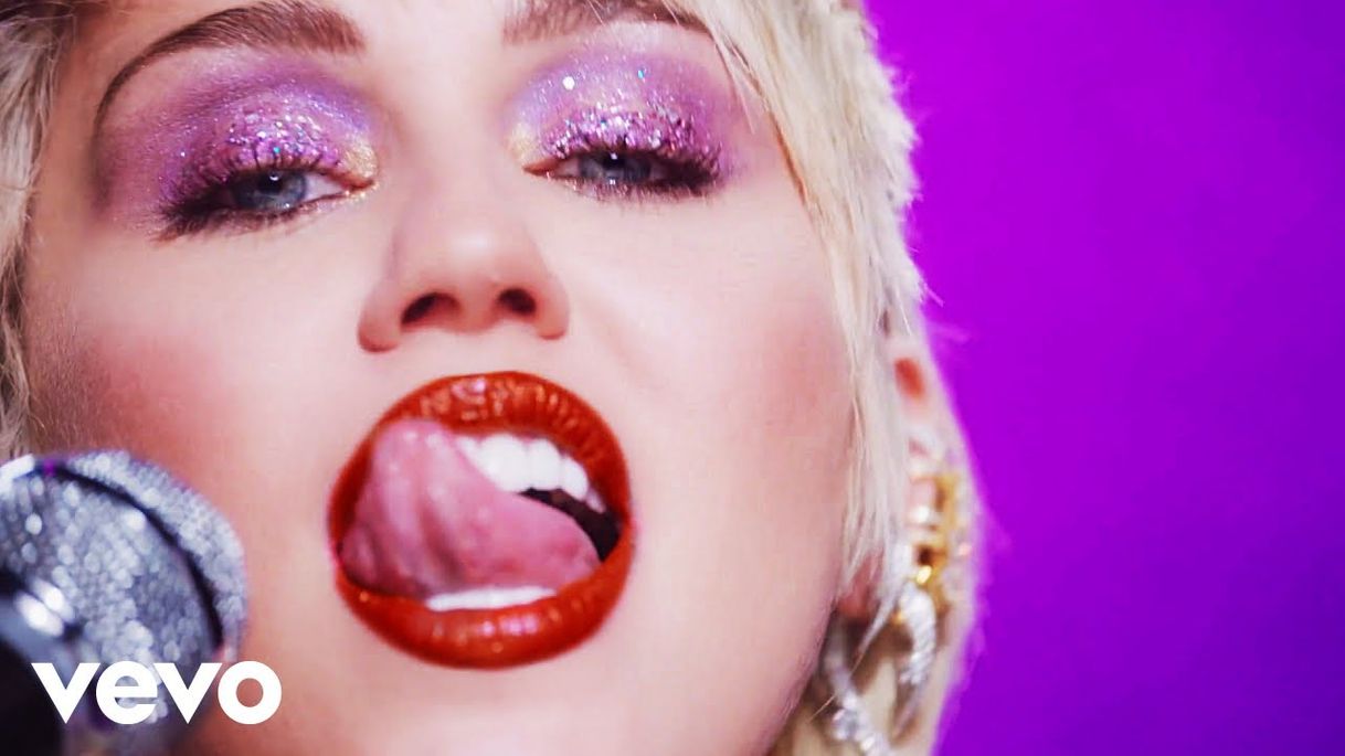 Music Miley Cyrus - Midnight Sky (Official Video) - YouTube