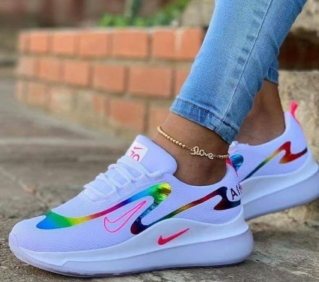 Fashion Nike 🌈