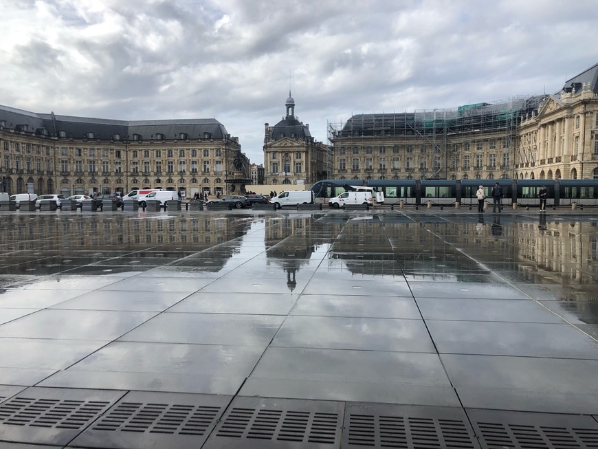 Lugar Le Miroir d'eau