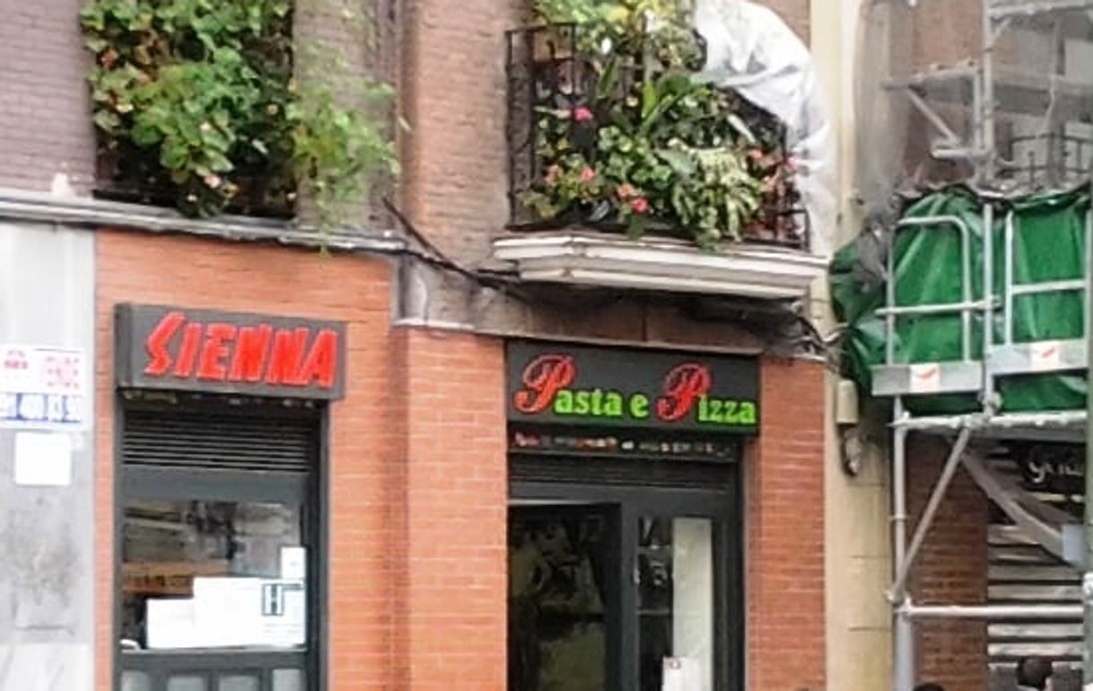 Restaurantes Pizzería Sienna