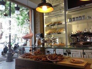 Restaurantes La Petite Brioche Sorní