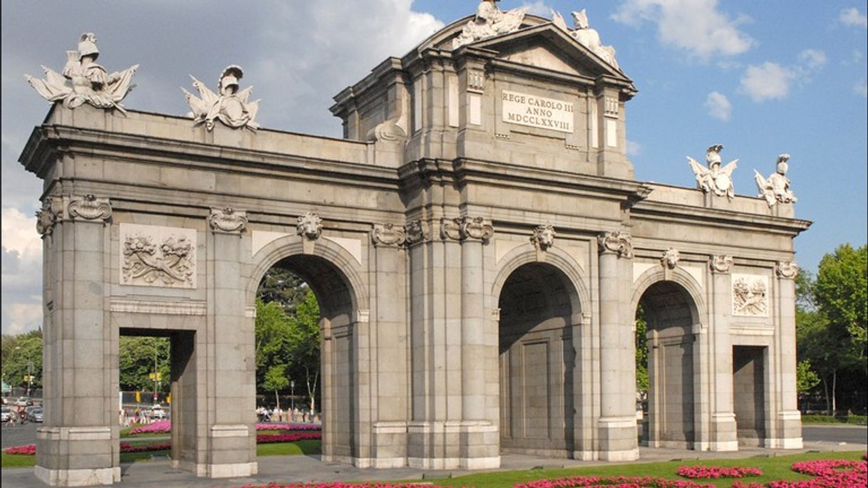 Place Puerta de Alcalá