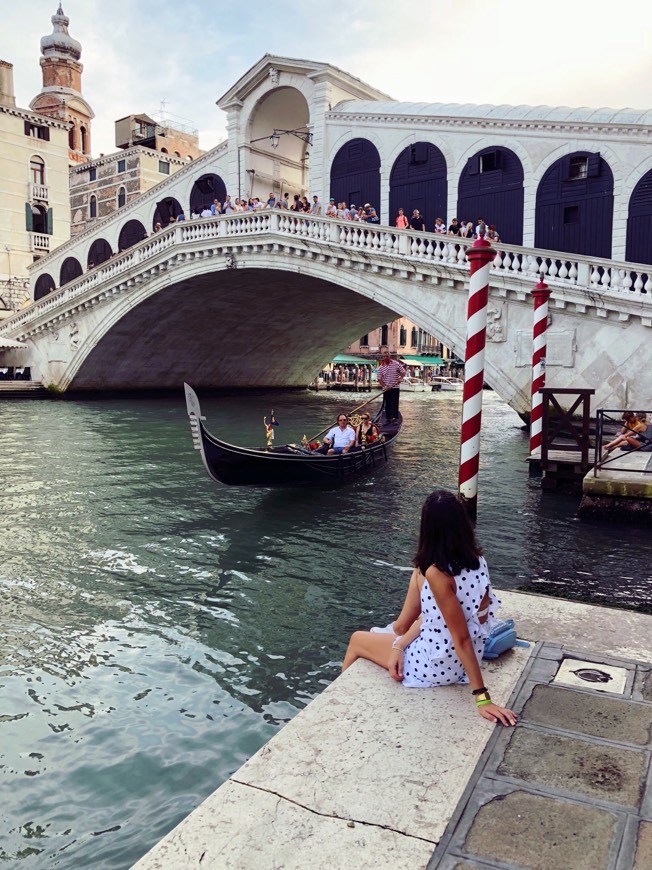 Place Puente de Rialto