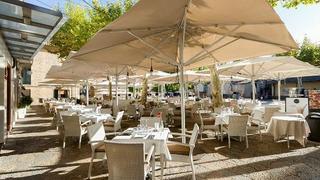 Place L´Illa Café Bistro