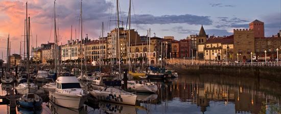 Place Puerto Deportivo de Gijón