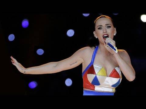 Moda Katy Perry's Super Bowl HS Ft. Missy Elliott & Lenny Kravitz