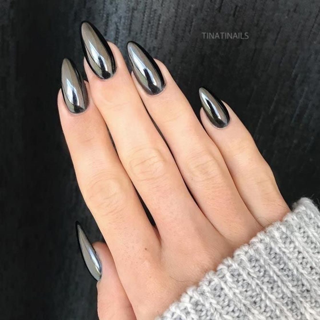 Moda Unhas metálicas