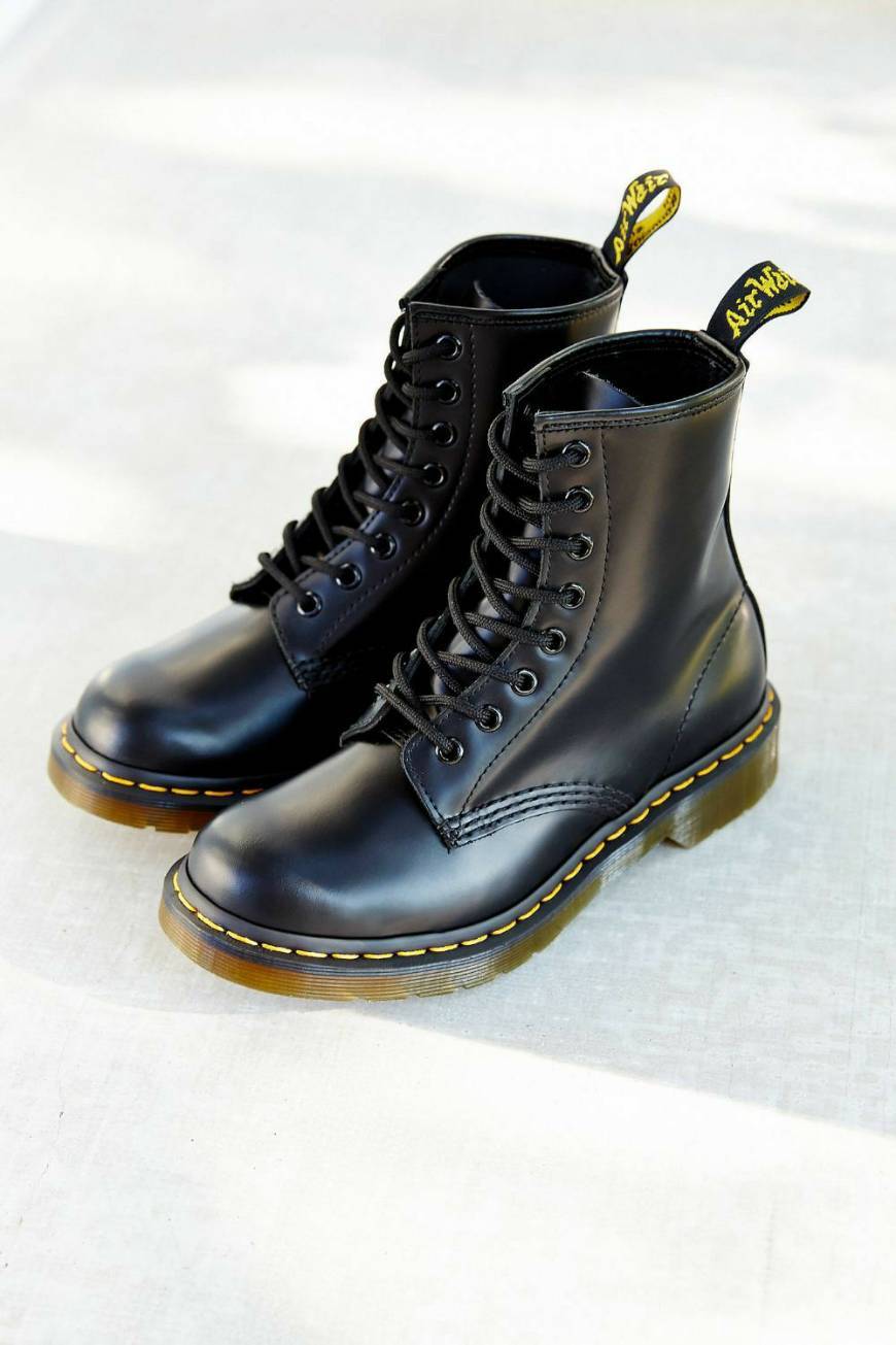 Moda Official EU Dr Martens Store