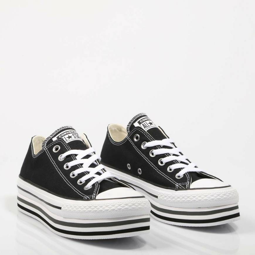 Product Converse negras de plataforma