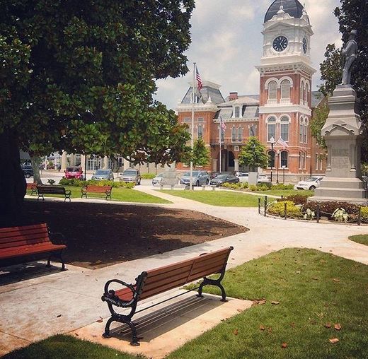 Vampire Stalkers Mystic Falls Tours