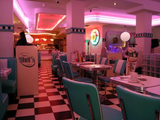 Restaurants Tommy Mel's