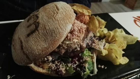 Restaurantes Tasta'mm Gourmet Burger & Gin