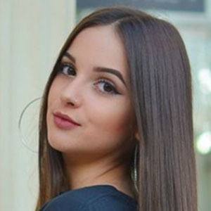 Moda Lorena Fernández - Bio, Facts, Family | Famous Birthdays