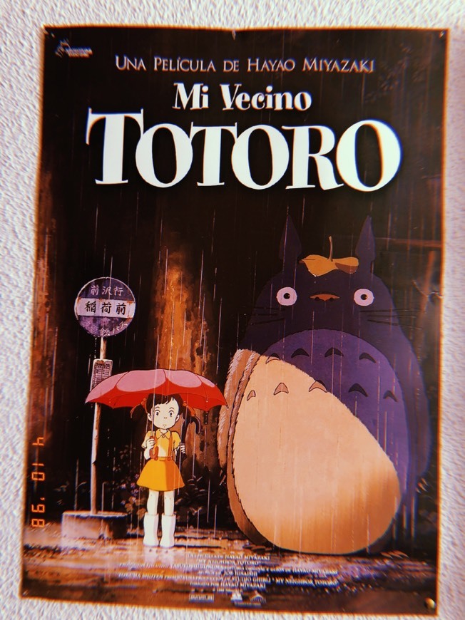 Social Poster Totoro 