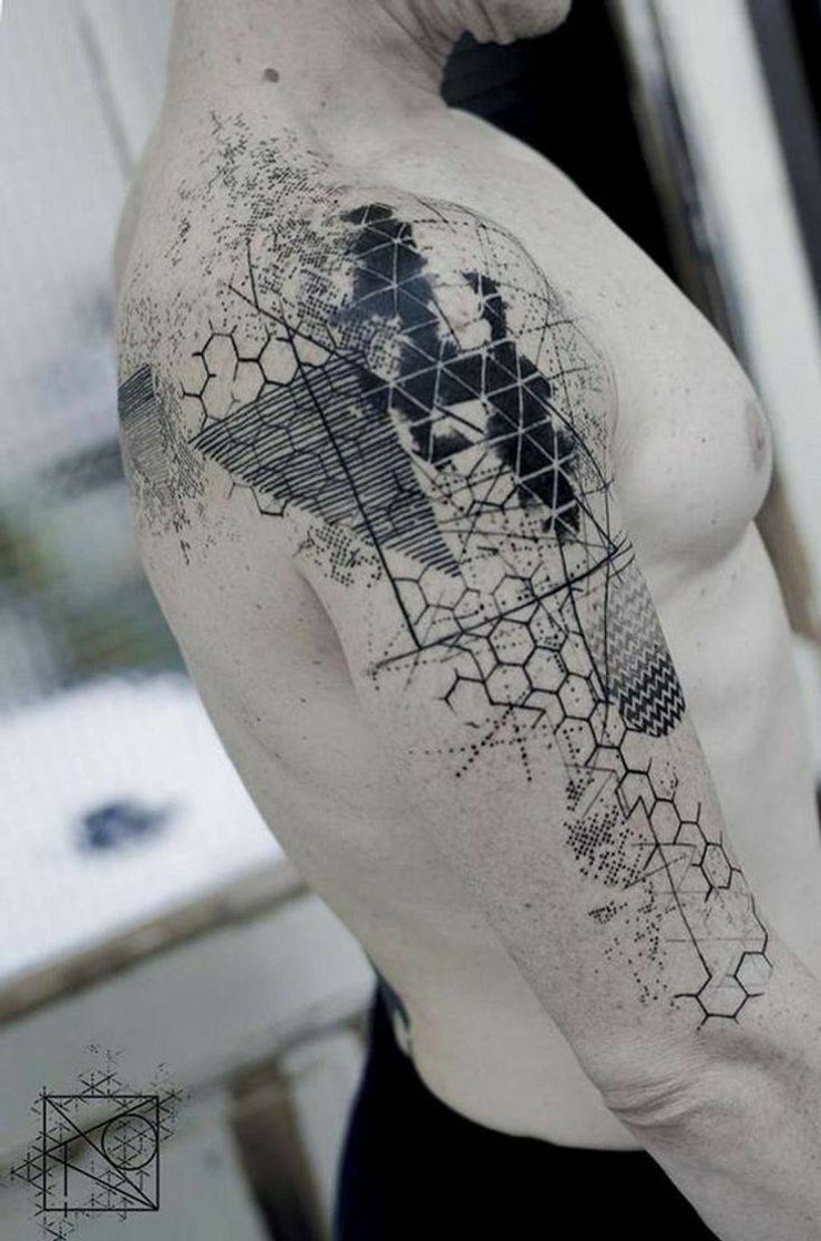 Social Tatuagem no braço