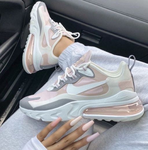 Air Max 270