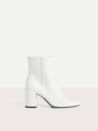 Zip-up high-heel ankle boots