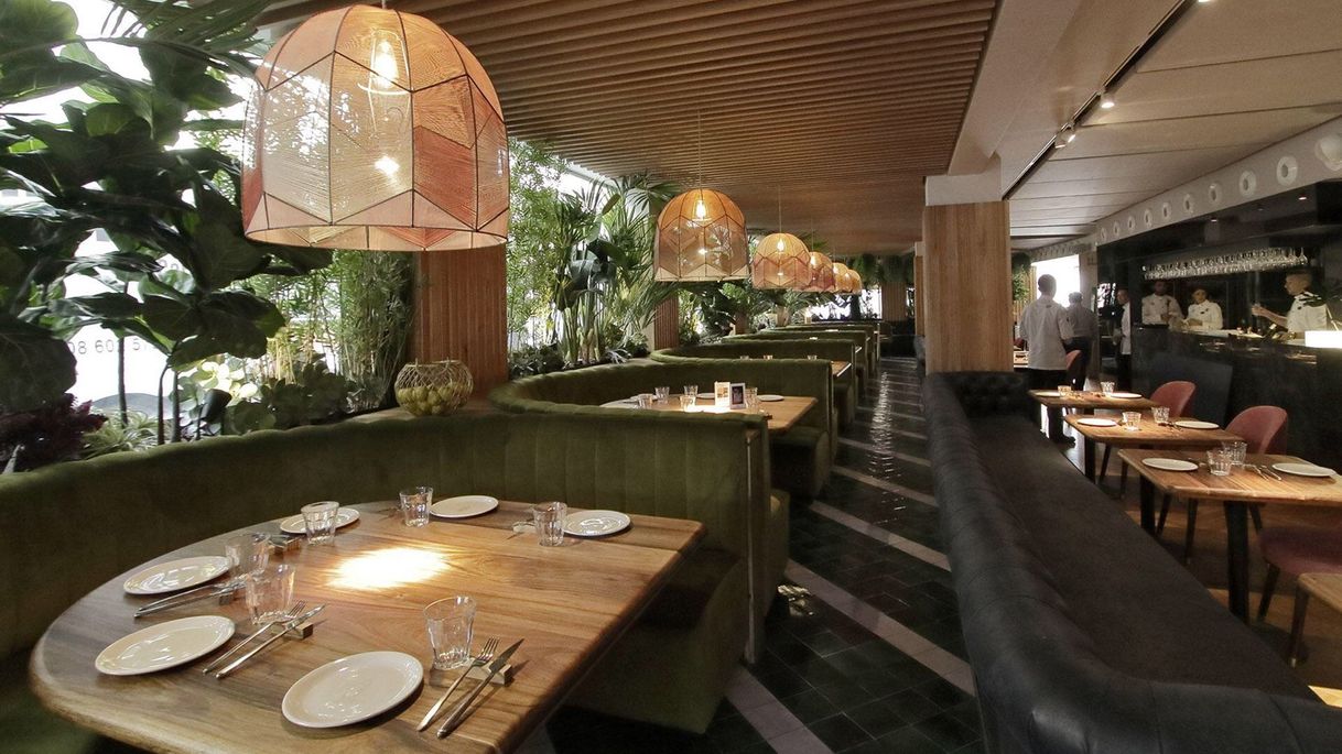 Lugar Seis Tapas Bar.