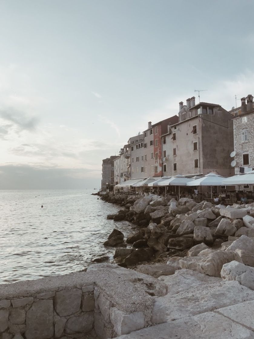 Lugar Rovinj