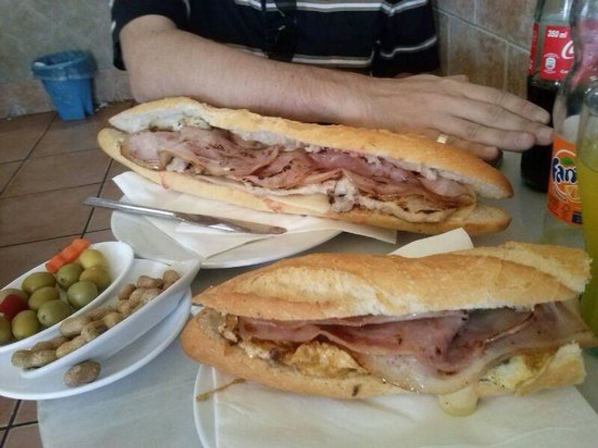 Restaurants Bodega " La Pascuala "