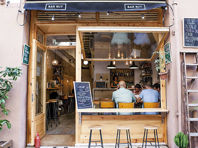 Restaurants Bar But