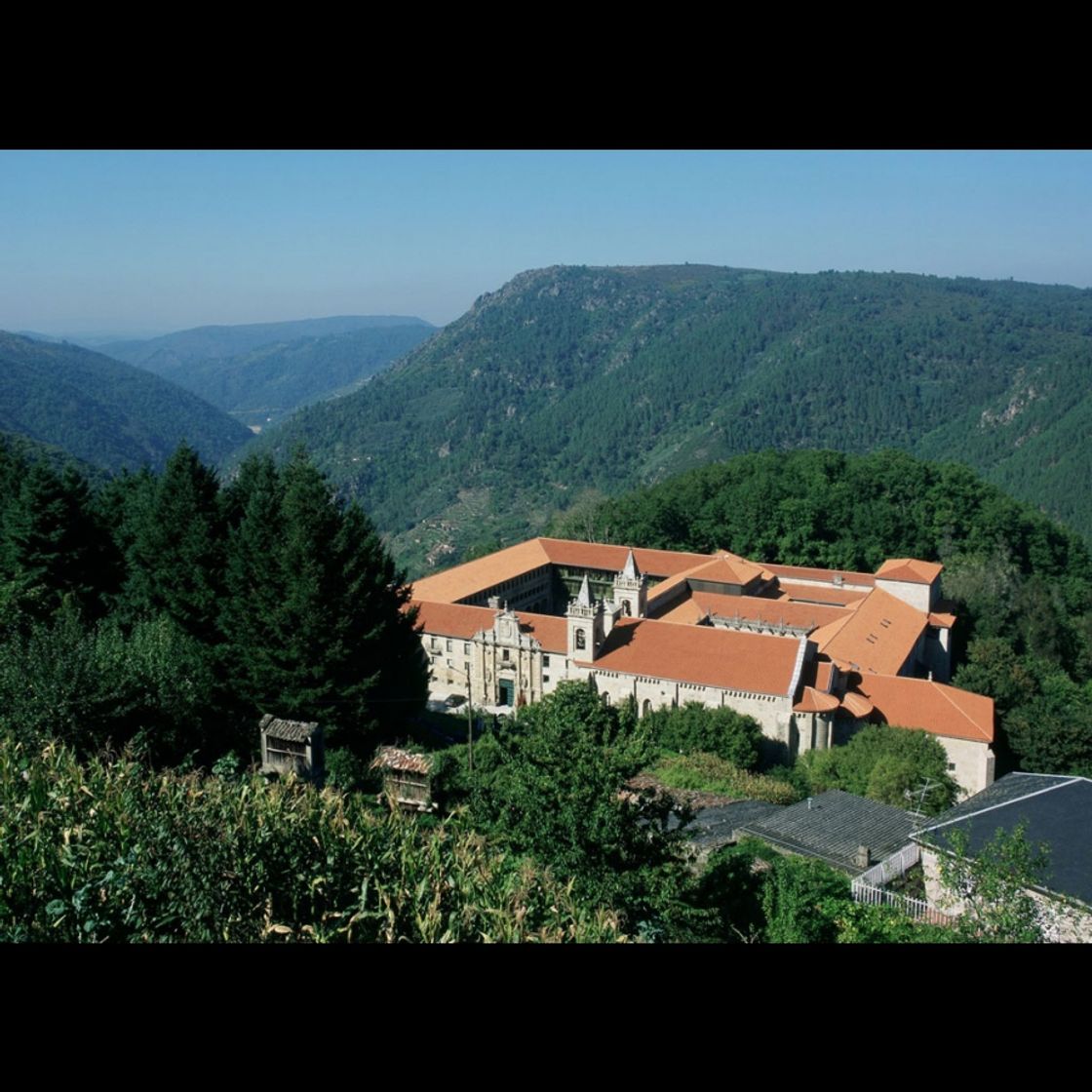 Lugar Mosteiro de Santo Estevo de Ribas de Sil