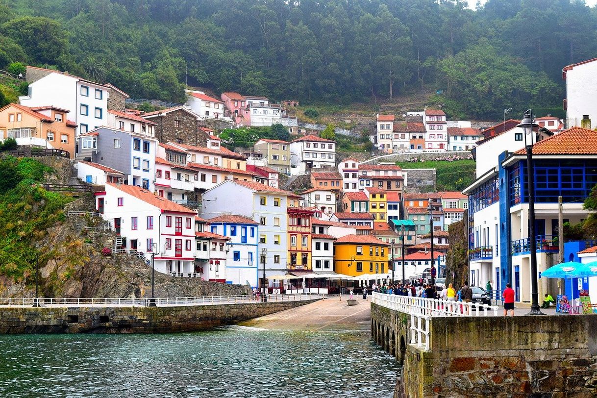 Place Cudillero