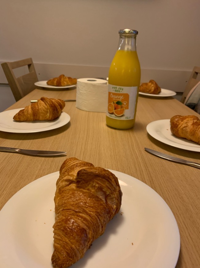 Moda Croissant | Enjoy coworking anywhere in NYC, Brooklyn, LA, SF ...