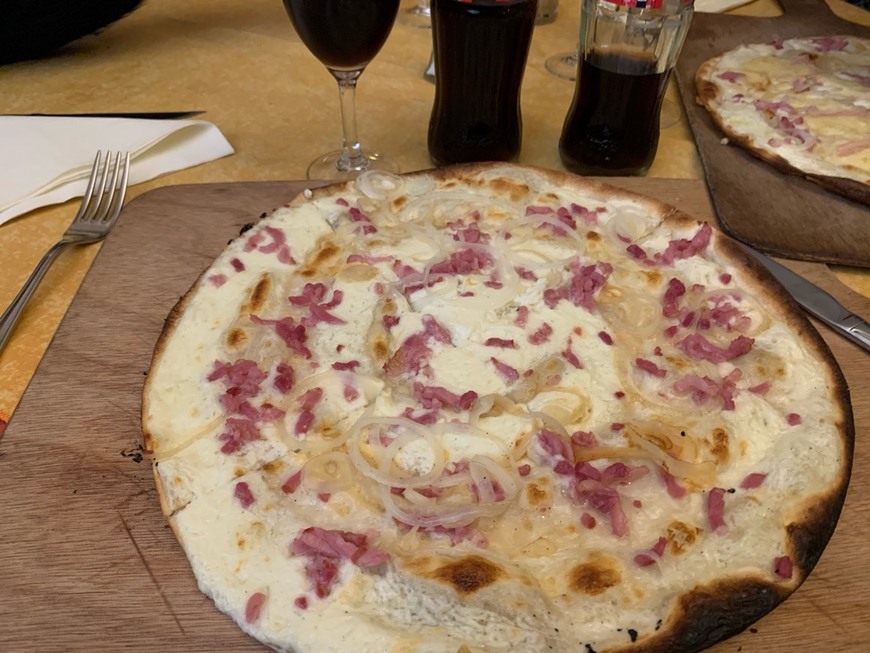 Moda Tarte Flambée - Alsatian Bacon & Onion Tart - How to Make Tarte ...