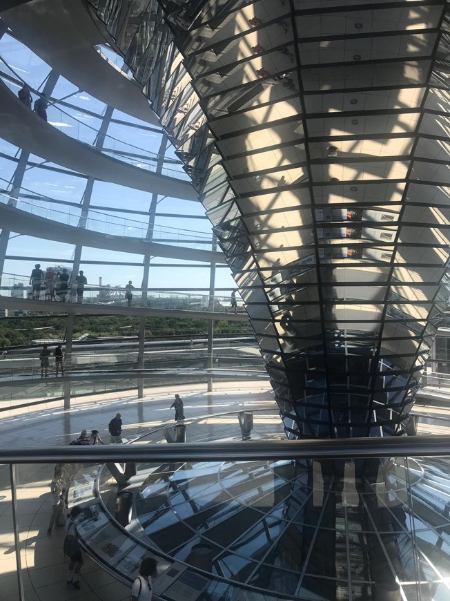 Place Reichstag Building