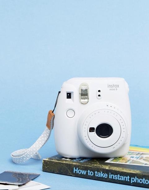 Moda instax mini 9 | Fujifilm Global