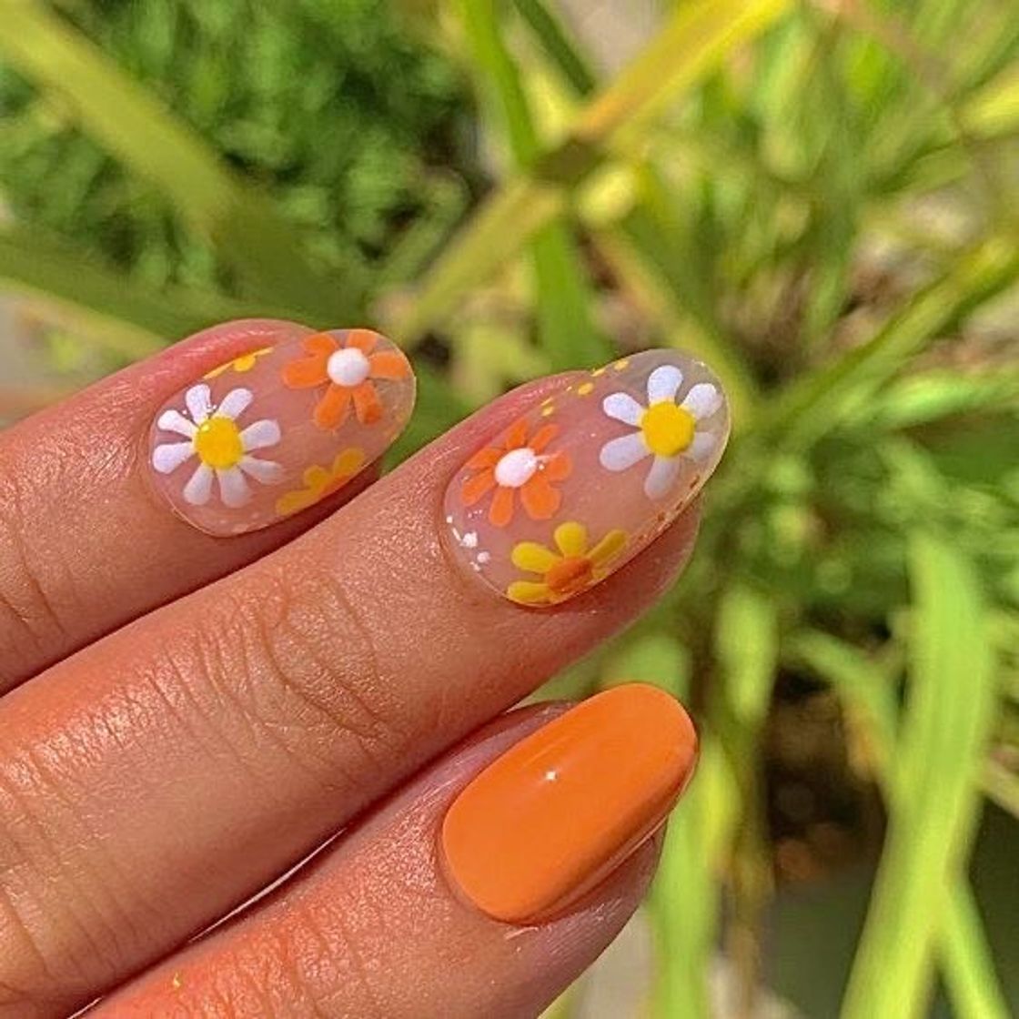 Moda Unha de girassol 🌻🧡