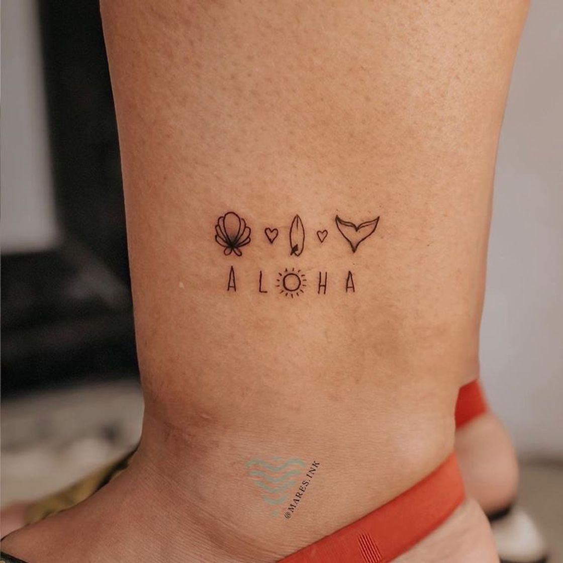 Moda Tatuagem escrito “aloha” ☀️🌊