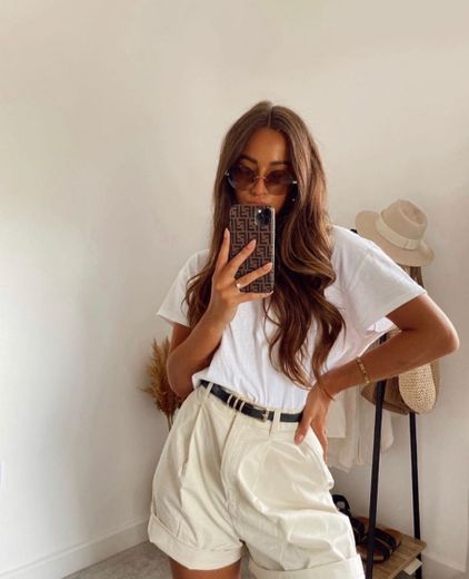 High waist tailored shorts - Super light beige - Trousers & shorts