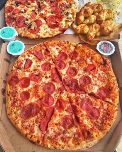 Dominos pizza