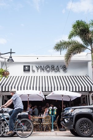Restaurants Lynora's