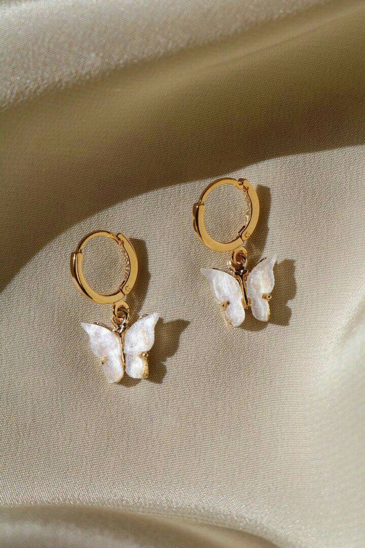 Fashion Pearl Butterfly Huggie Earrings 