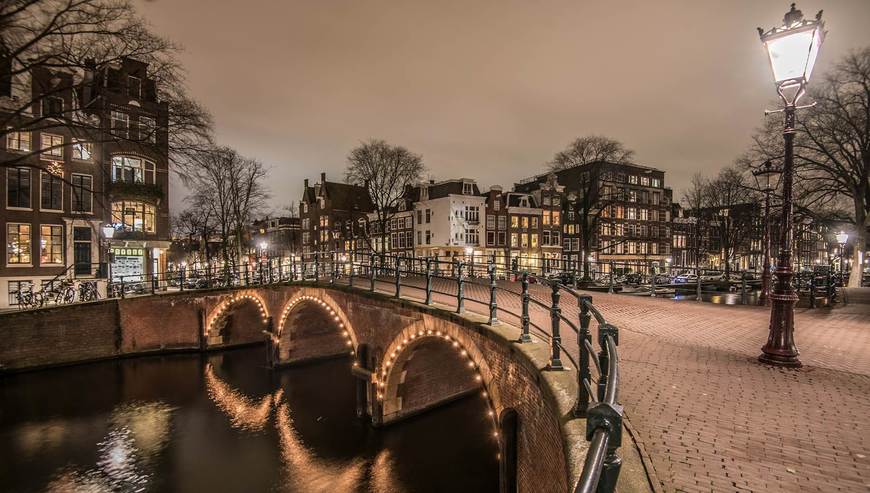 Moda I amsterdam - Your guide to visit, enjoy, live, work & invest in ...