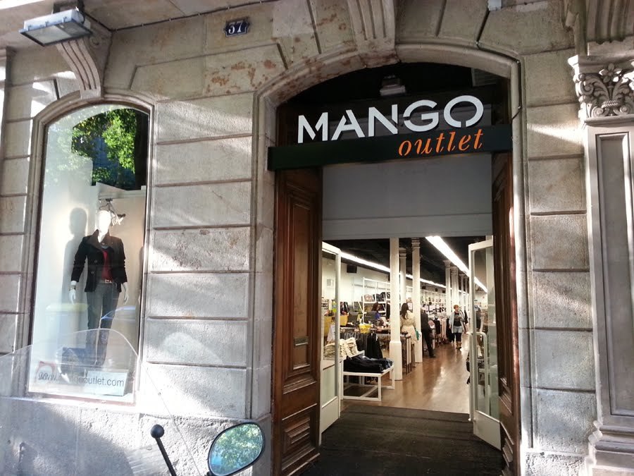 Places MANGO OUTLET