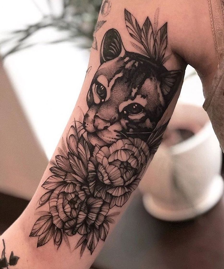 Social Tatto Leopardo com Rosas
