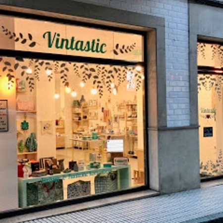 Place VINTASTIC SHOP - Vintage & Fantastic home decor