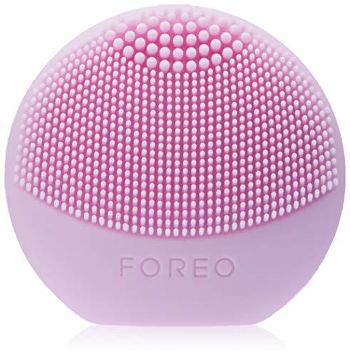 Belleza LUNA play de FOREO es el limpiador exfoliante facial