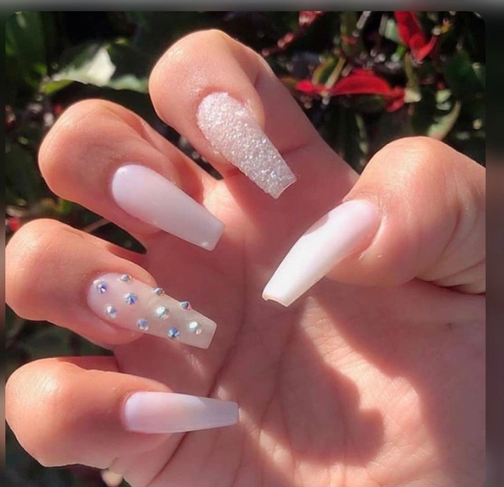 Moda Unhas de burguesa 